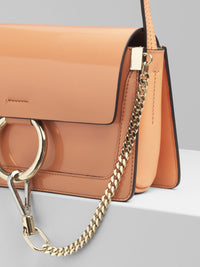Pochette Faye à bandoulière en cuir - Canyon