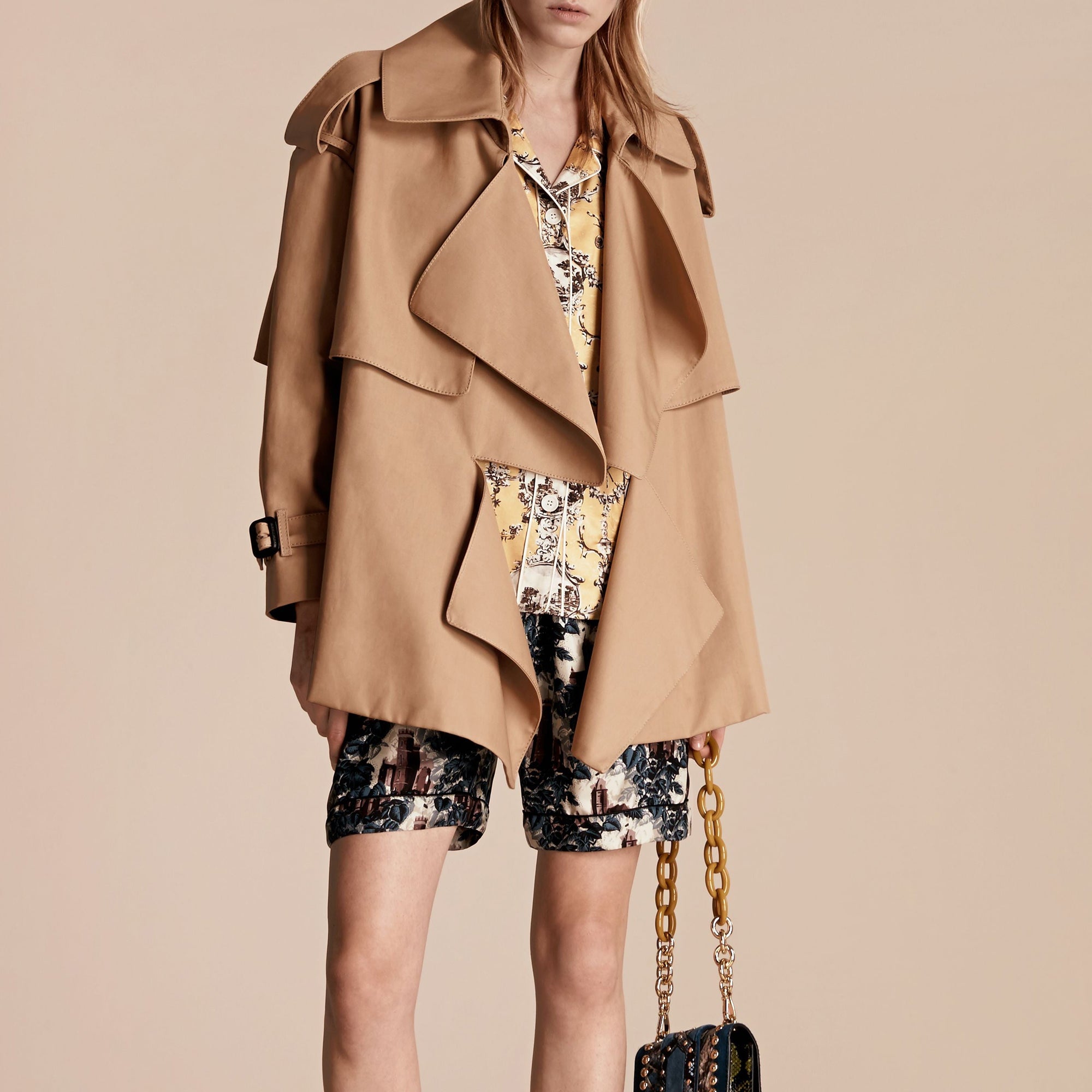 Trench-coat court déconstruit en gabardine de coton - Honey