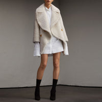 Caban en shearling pelucheux avec col surdimensionné - White