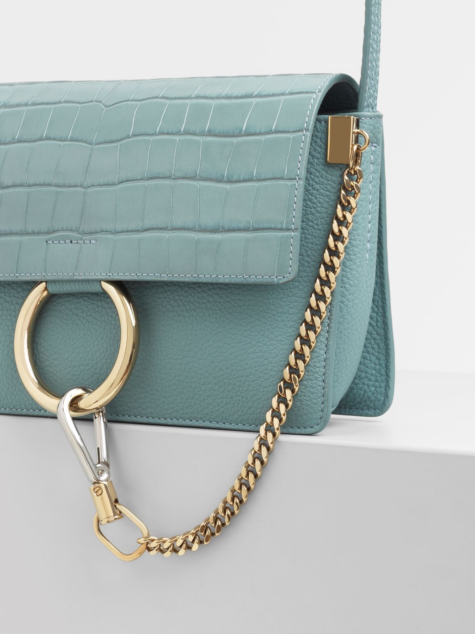 Petit sac porté épaule Faye en cuir - Faded Blue