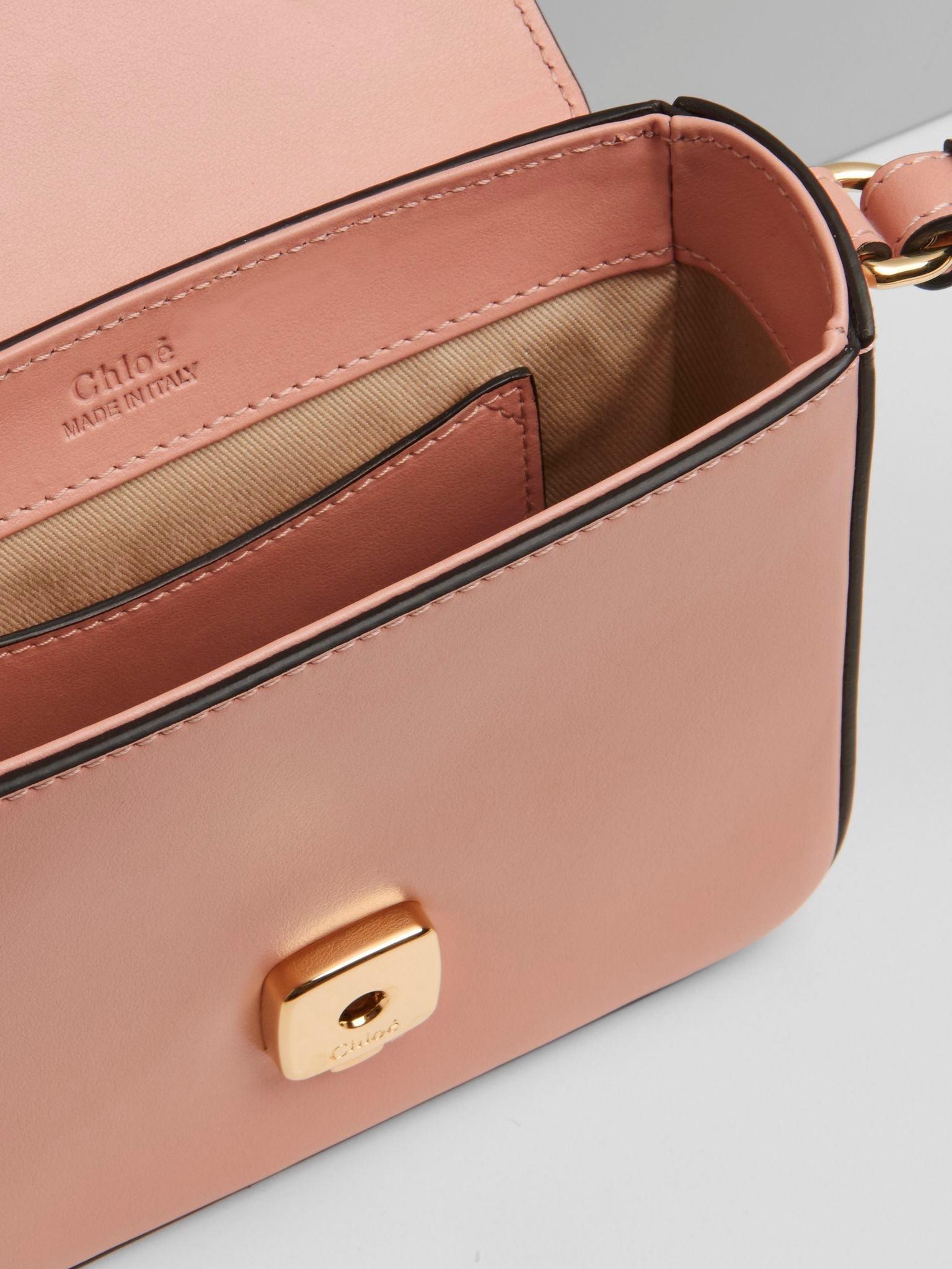 Mini sac Chloé C en cuir - Fallow Pink