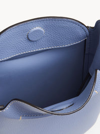 Sac pochette téléphone Darryl en cuir - Gentle Blue
