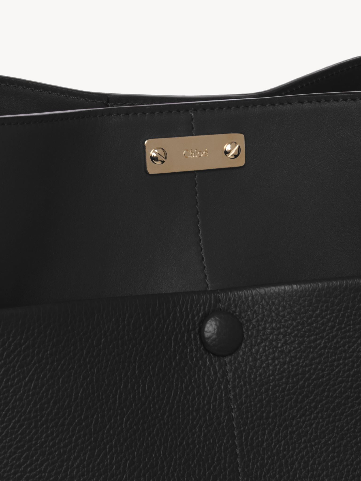 Sac seau Key en cuir lisse et grainé - Black