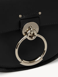 Petit sac Tess à bandoulière en cuir - Black