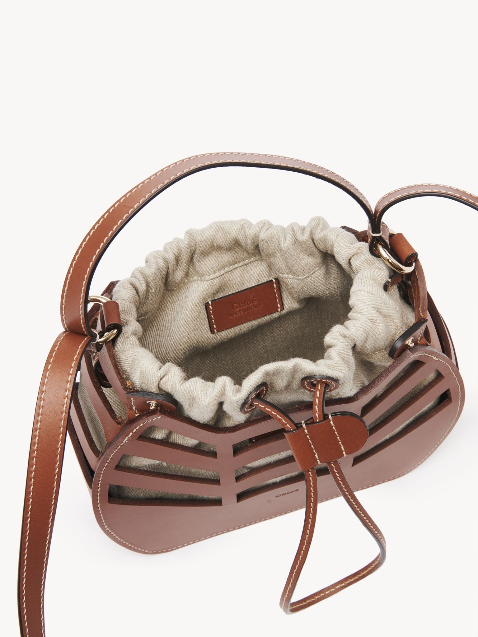 Petit sac seau Kayan en cuir - Caramel