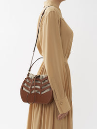 Petit sac seau Kayan en cuir - Caramel