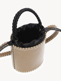 Petit sac seau Louela en cuir - Greyish Taupe