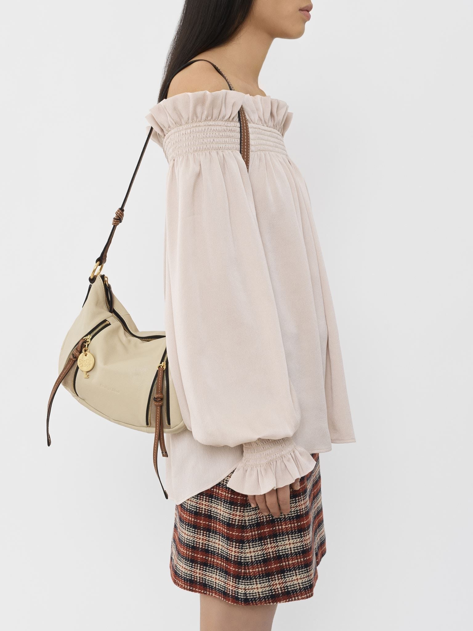 Sac demi lune en cuir lisse - Cement Beige