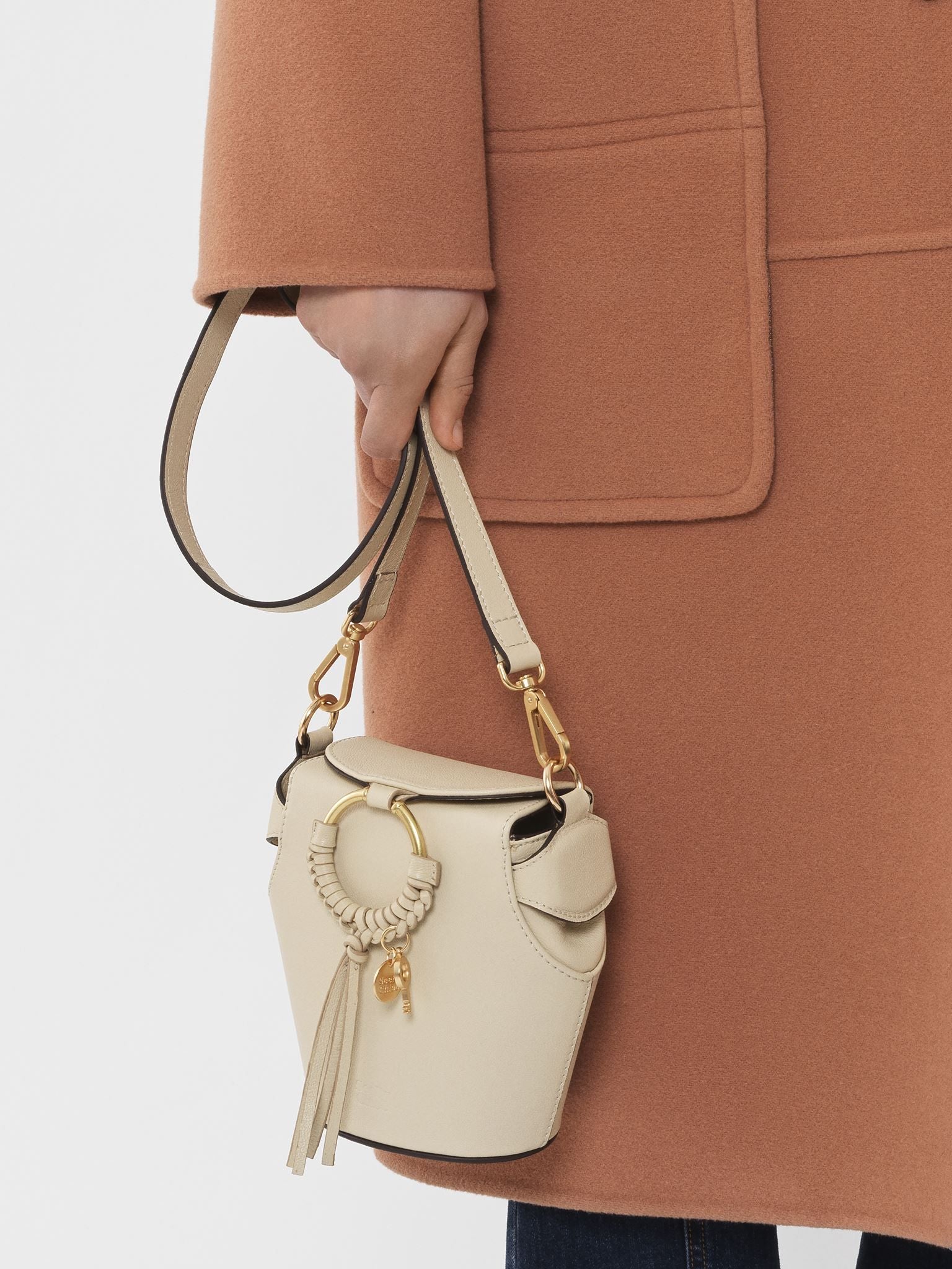 Sac sceau Joan en cuir - Cement Beige