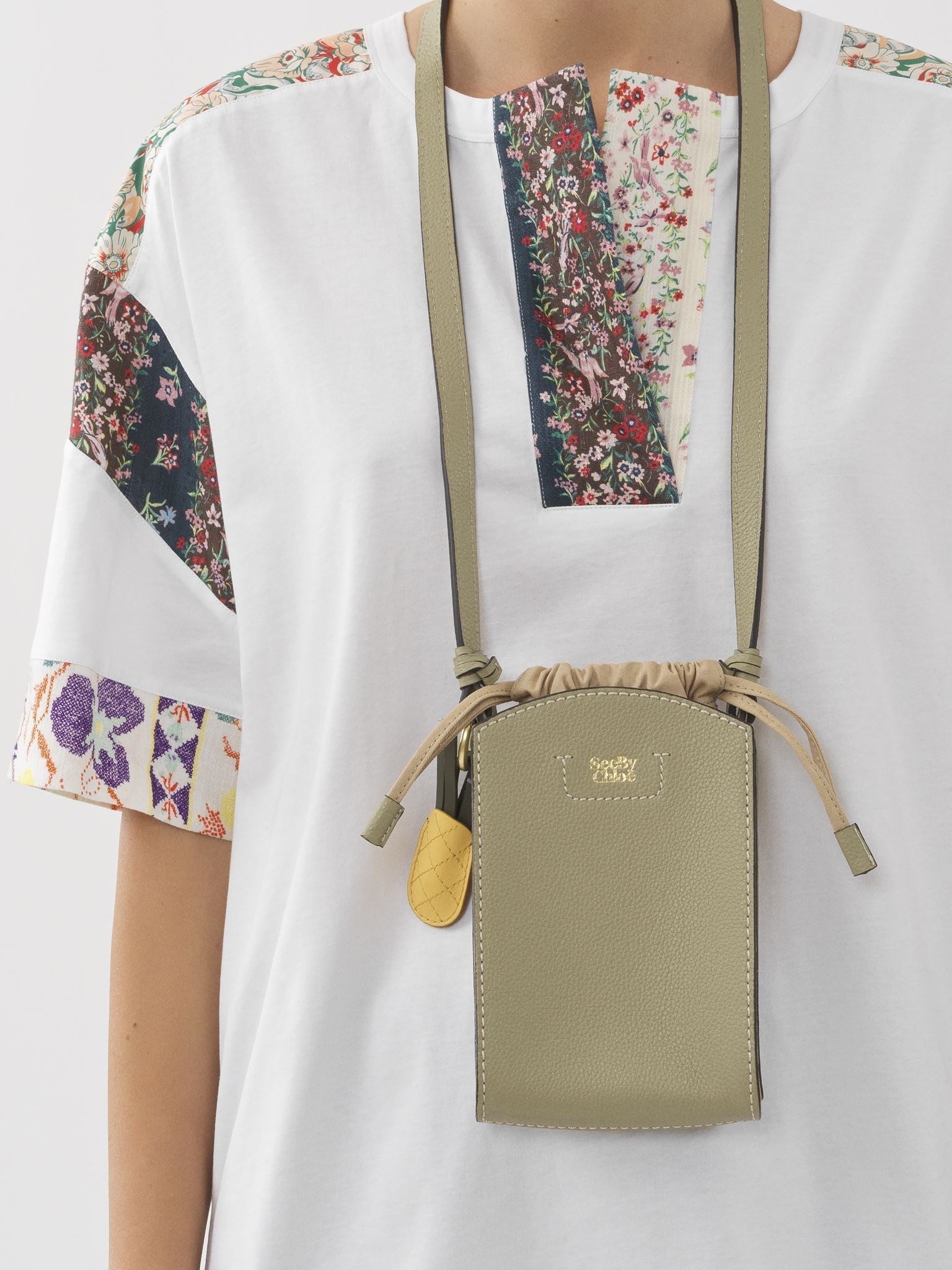 Mini sac téléphone Cecilya en cuir - Pottery Green