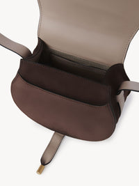 Petit sac porté épaule Marcie en cuir et lin - Pure Brown