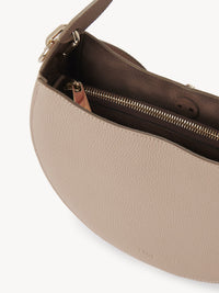 Petit sac hobo Arlène en cuir - Nomad Beige