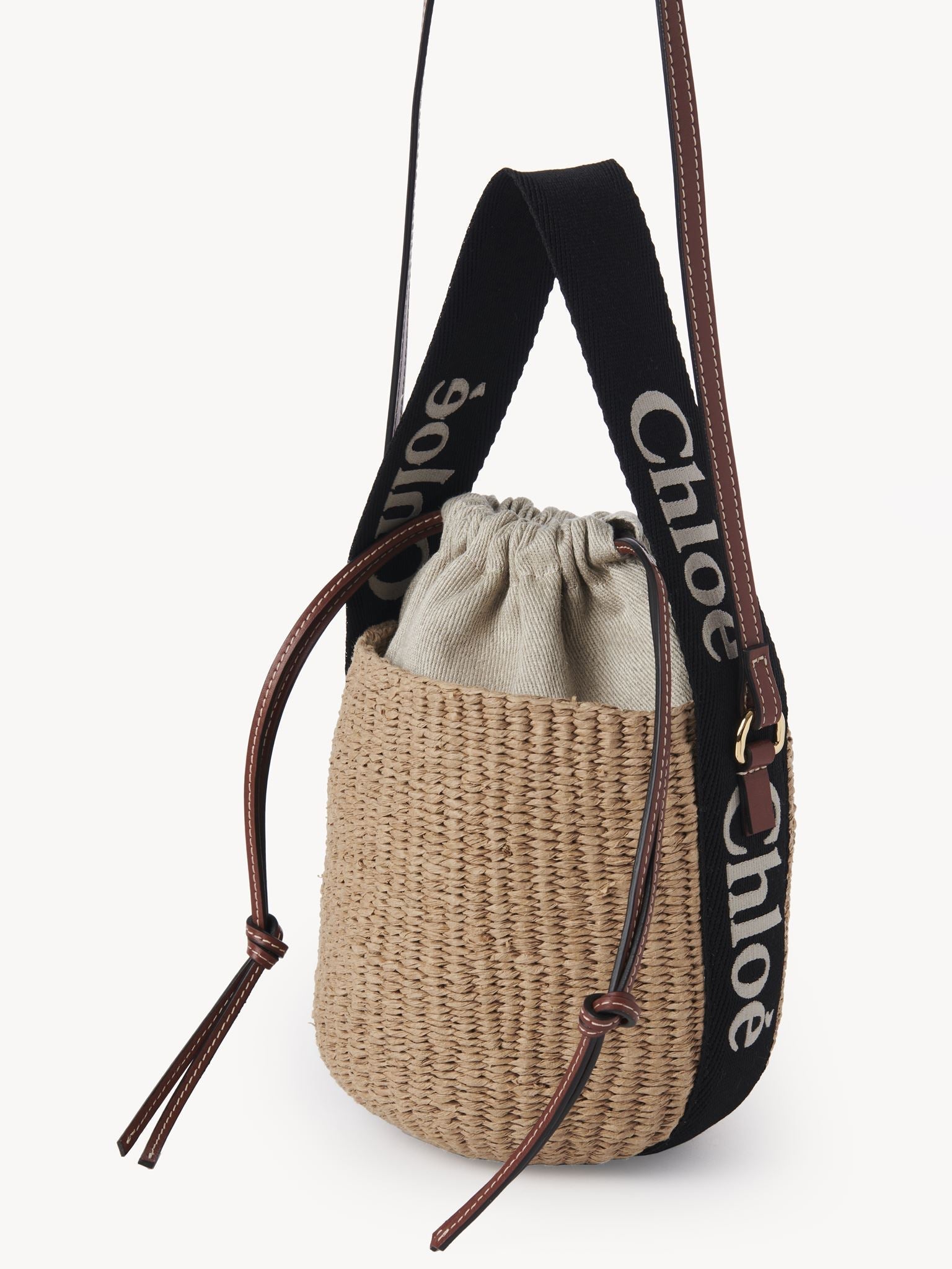 Petit sac panier à logo brodé Woody - Noir Beige