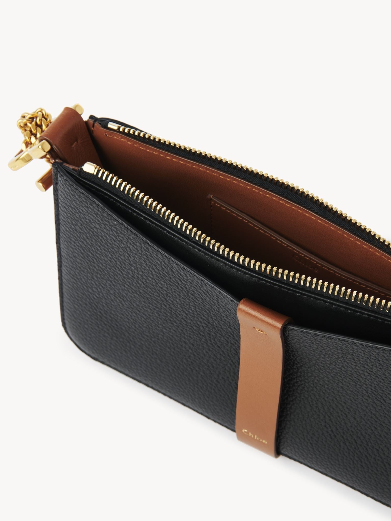 Pochette chaîne Marcie en cuir - Noir
