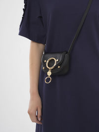 Mini sac à bandoulière Mara en cuir - Black