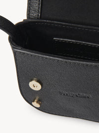 Mini sac à bandoulière Mara en cuir - Black