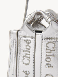 Nano sac cabas Woody à bandoulière en cuir - Argent