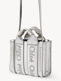 Nano sac cabas Woody à bandoulière en cuir - Argent