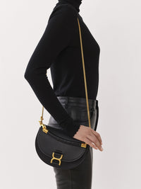 Sac chaîne porté épaule Marcie en cuir - Noir