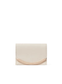 Porte-cartes compact à trois volets Lizzie en cuir - Cement Beige