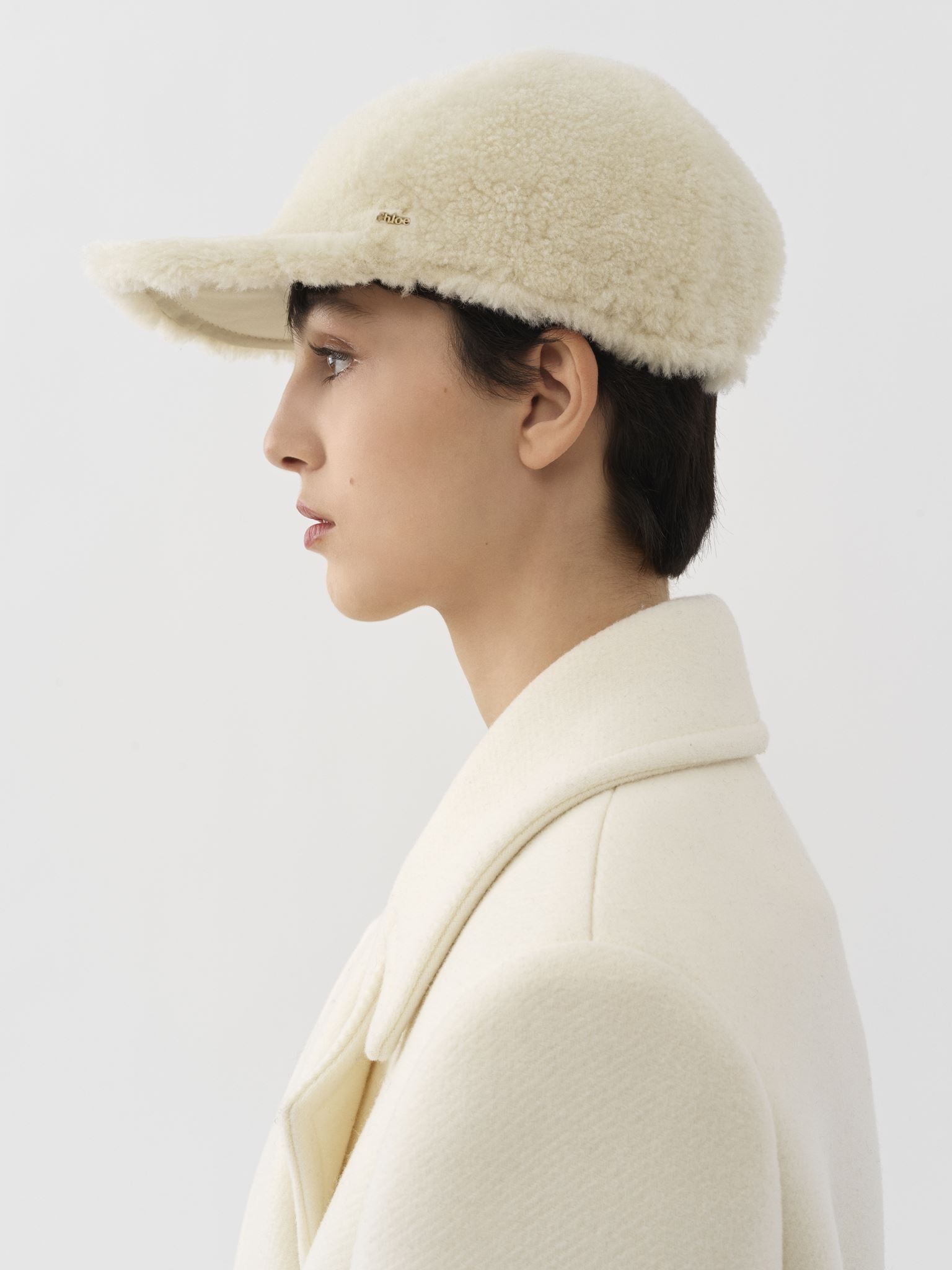 Casquette à logo Chloé en shearling - Soft Beige