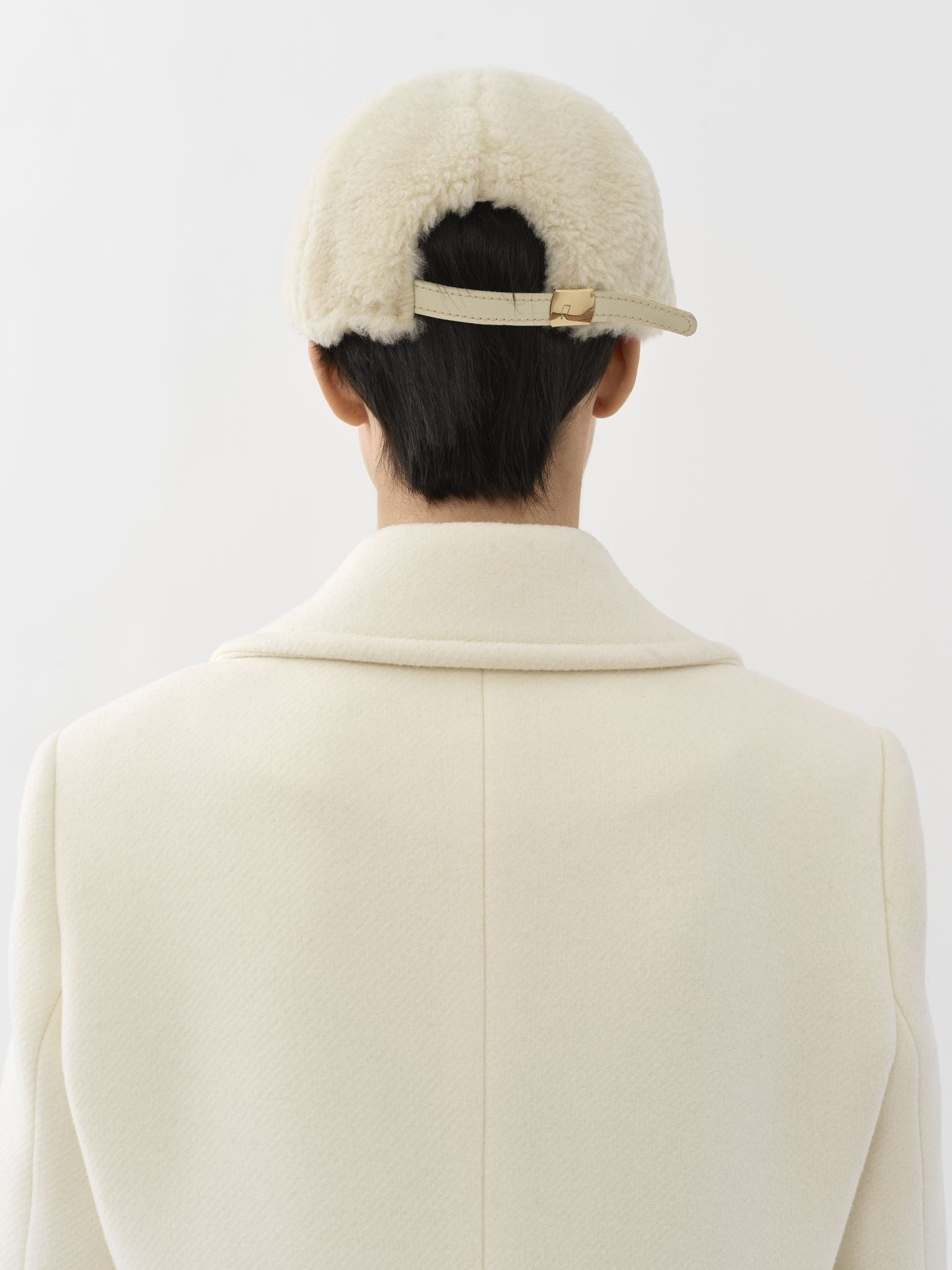 Casquette à logo Chloé en shearling - Soft Beige