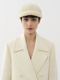 Casquette à logo Chloé en shearling - Soft Beige