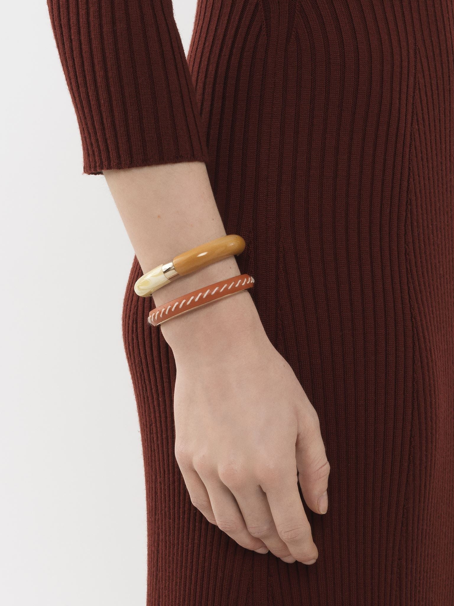 Braçelet jonc Kattie en laiton - Henna Orange