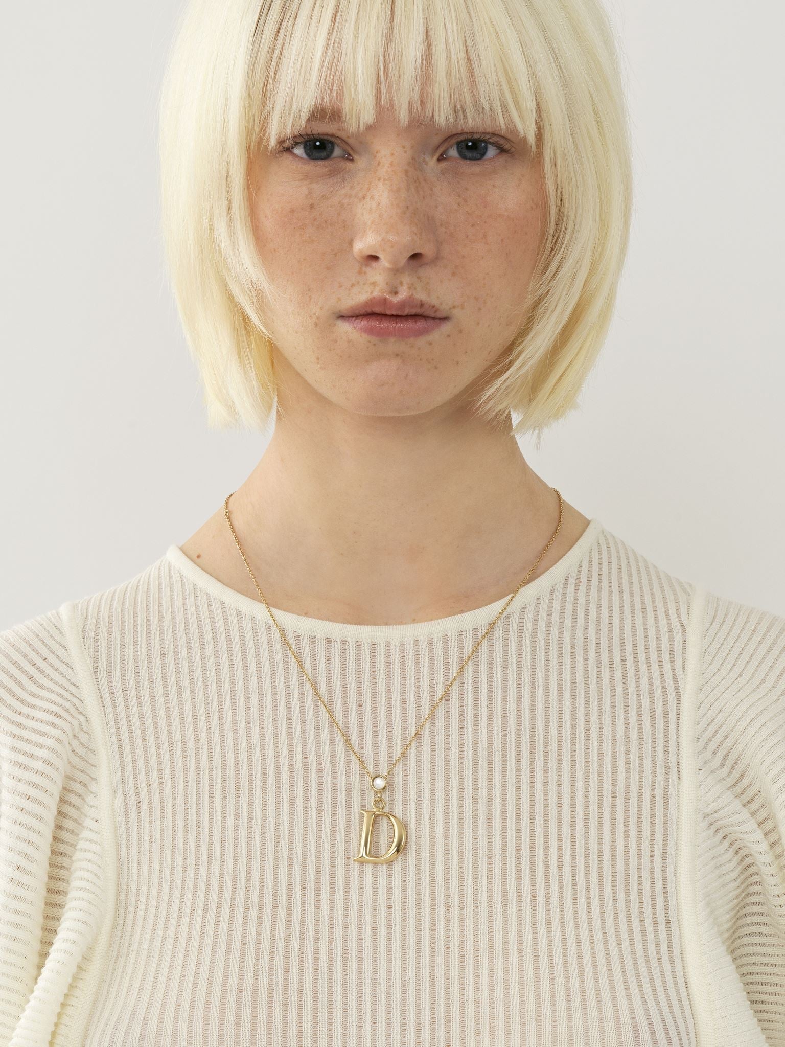 Collier Alphabet en laiton - Gold D