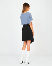 Jupe courte en gabardine de laine - Noir