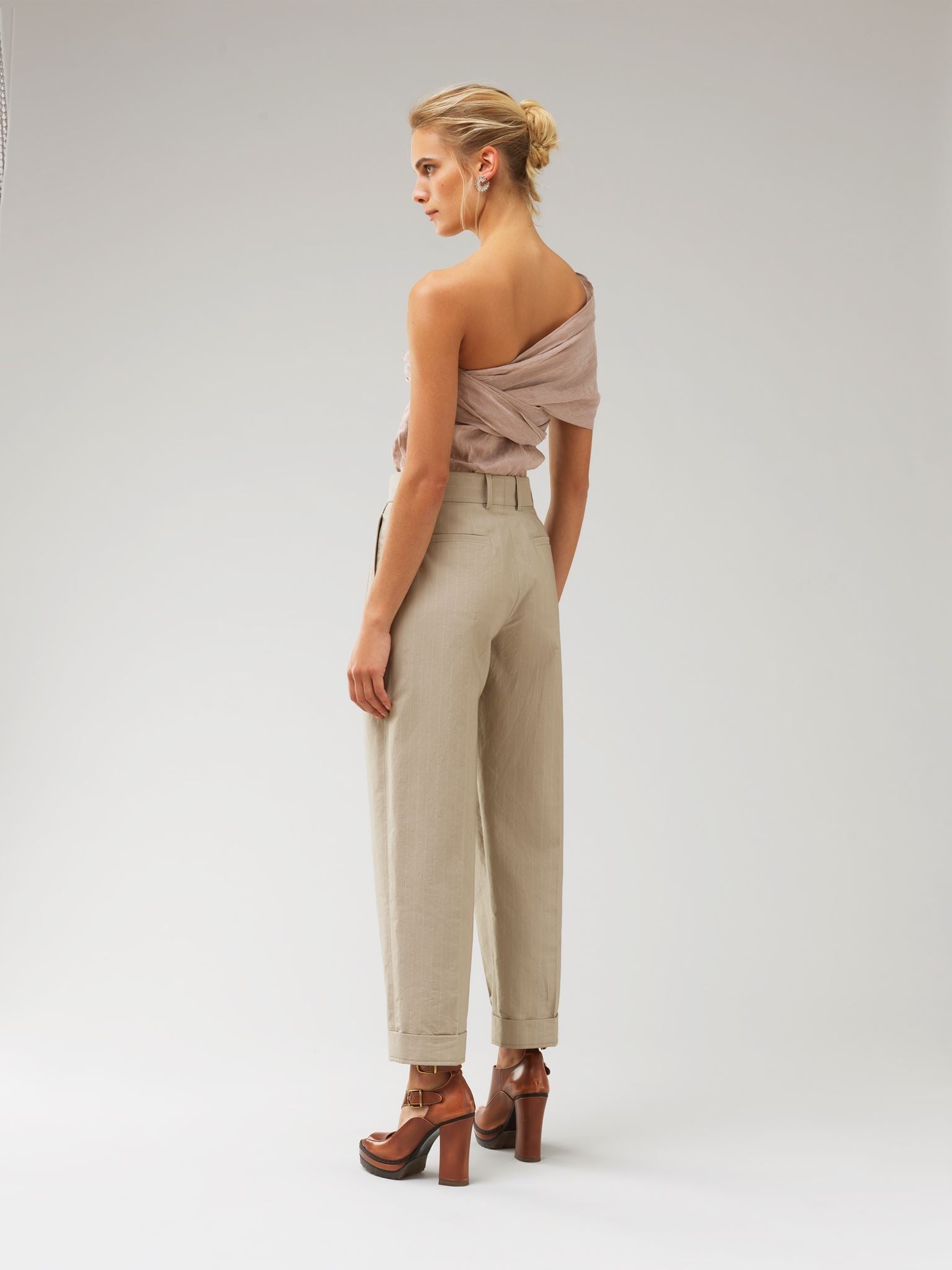 Pantalon carotte en laine - Eternal Grey