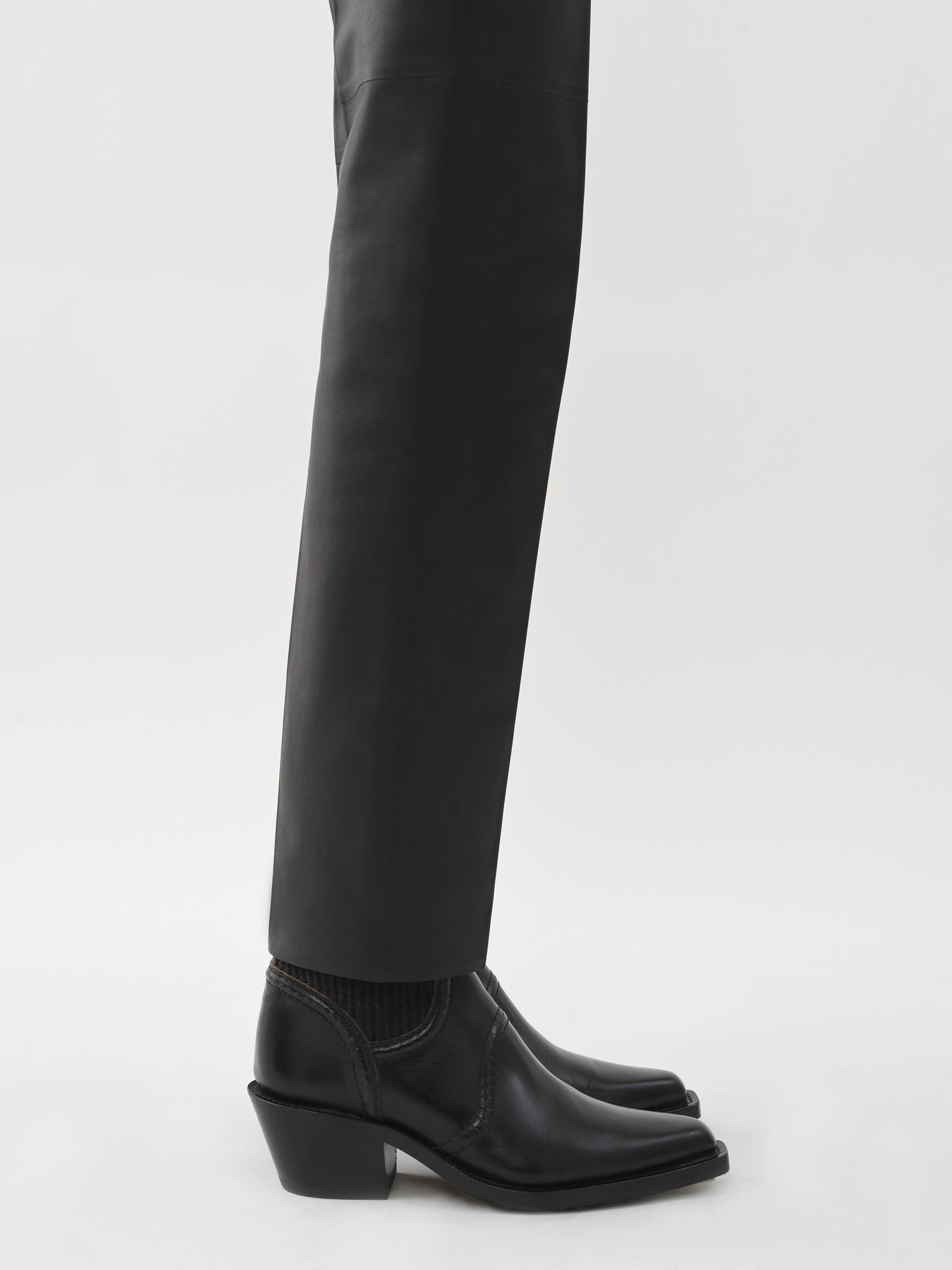 Pantalon cigarette en cuir - Noir