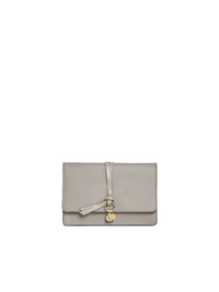 Pochette Alphabet en cuir grainé et brillant sur chaîne - Cachemire Gris