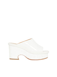 Mules Oli compensées en cuir verni et liège coloré - Blanc