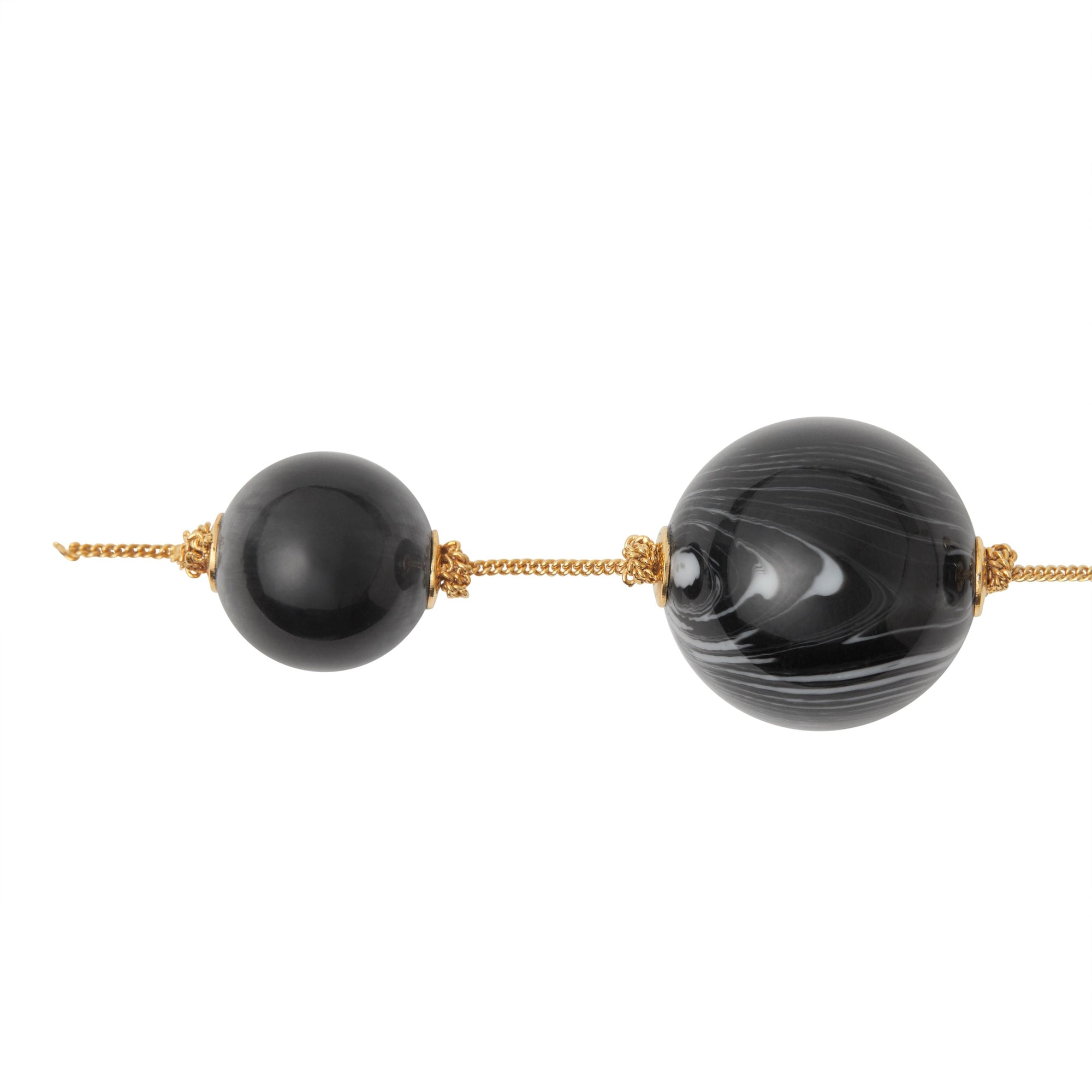 Boucles d'oreilles plaqués or en résine marbrée - Light Gold & Midnight
