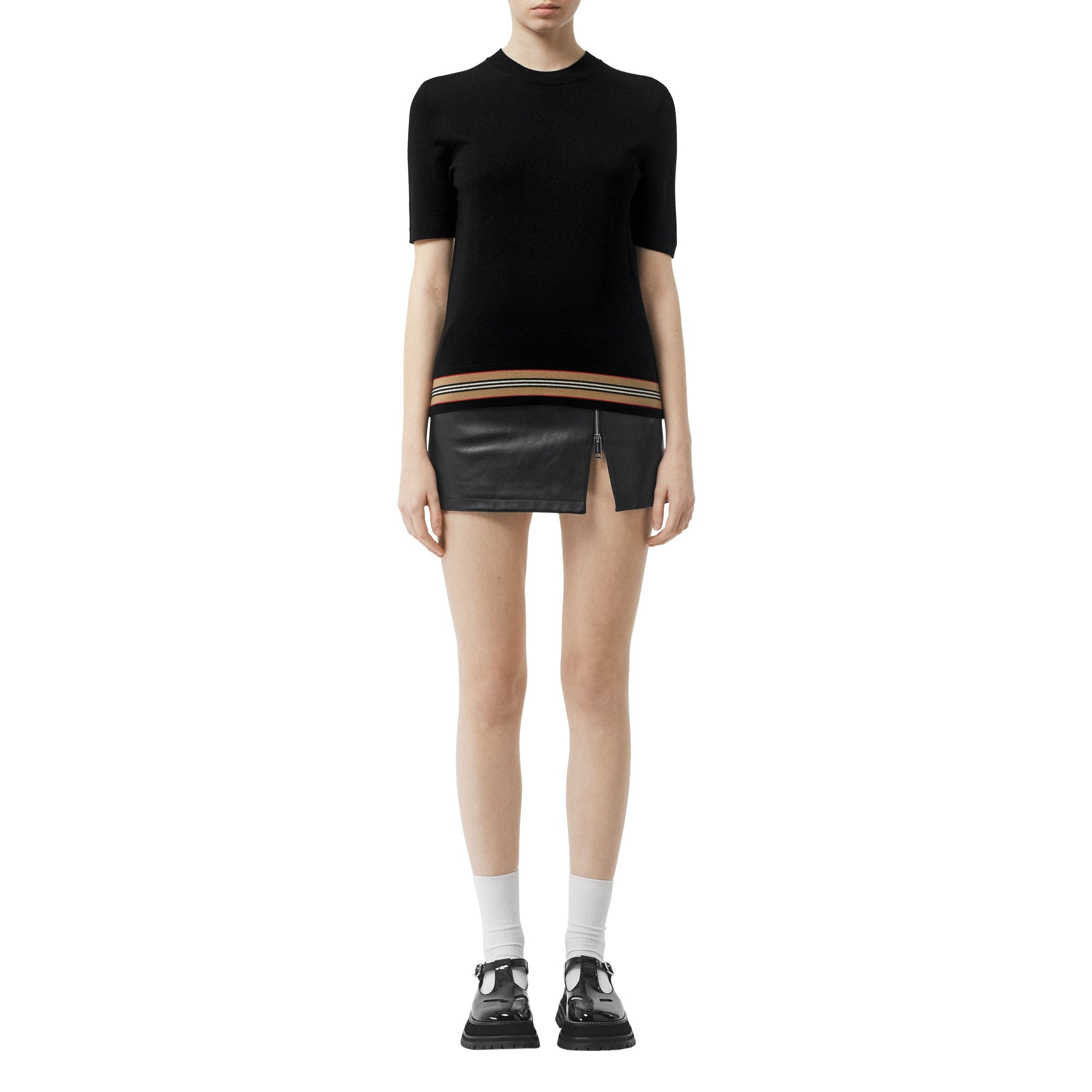 Haut à manches courtes en laine mérinos à rayures - Black