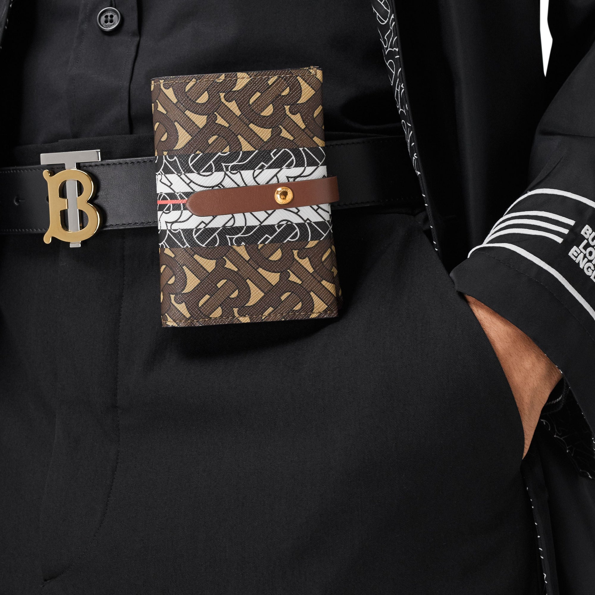 Portefeuille moyen en toile écologique rayé Monogram - Bridle Brown