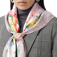 Carré de soie à imprimé floral et Monogram - Pale Pink