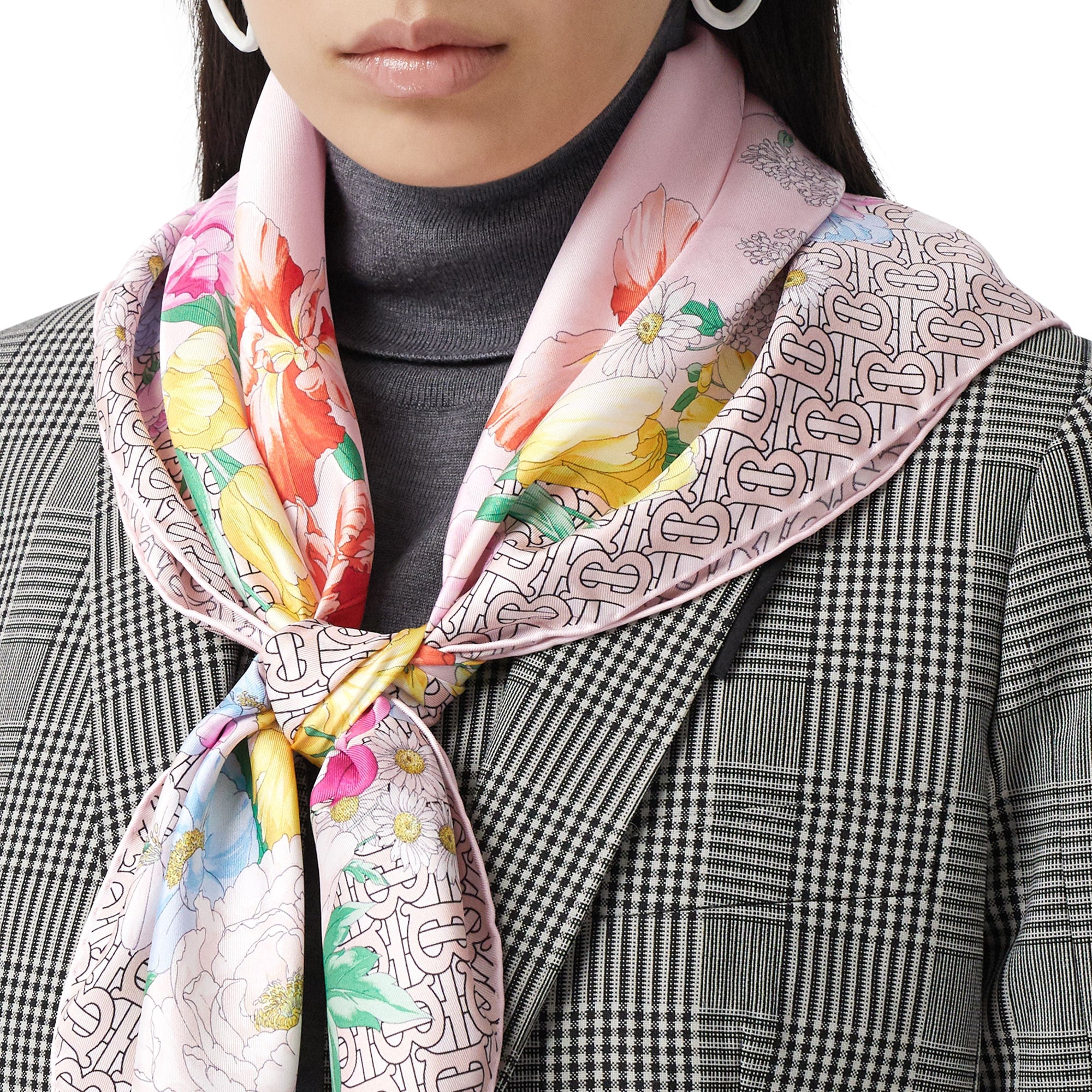 Carré de soie à imprimé floral et Monogram - Pale Pink