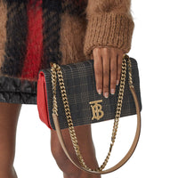 Petit sac Lola matelassé en cuir d'agneau tricolore - Black & Red & Camel