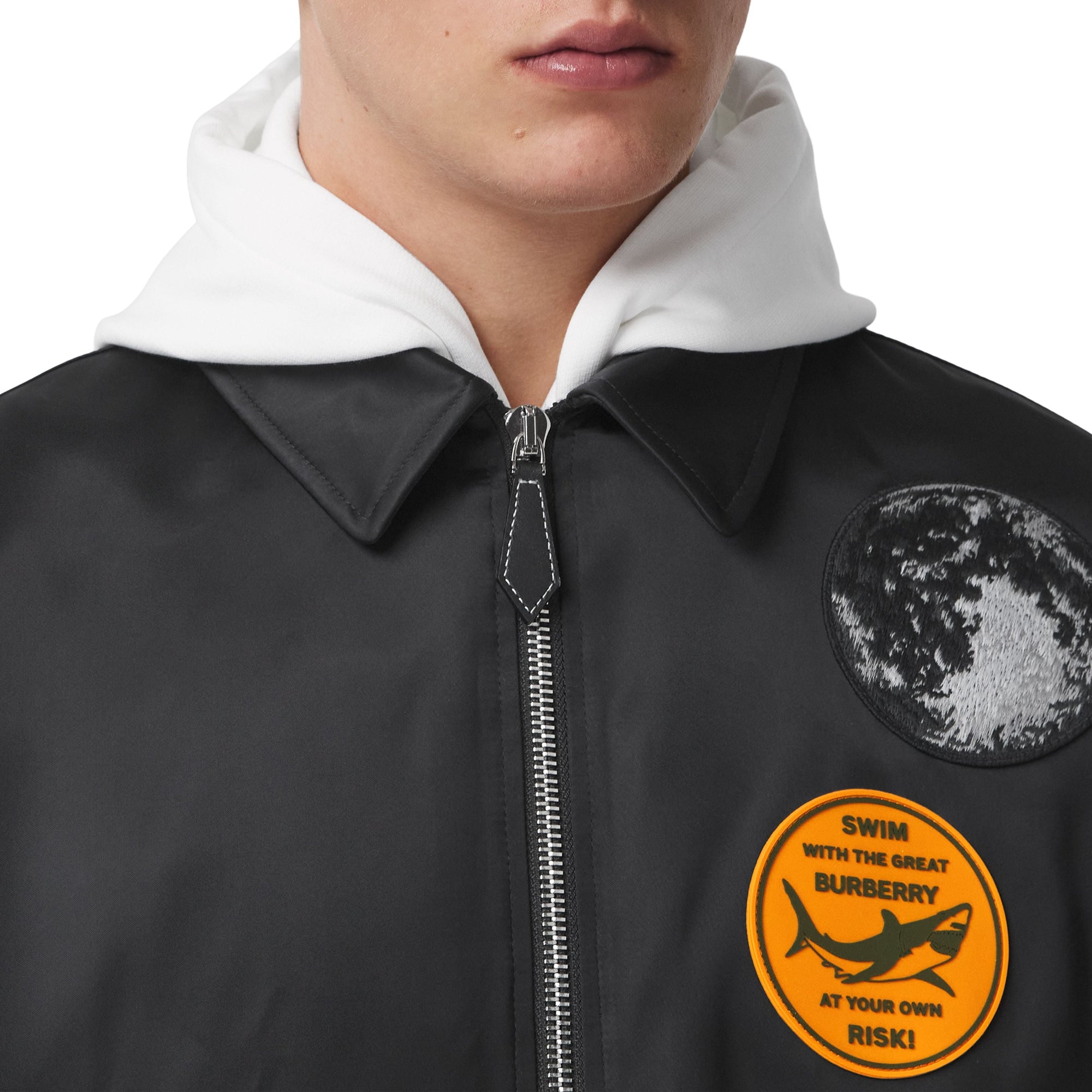 Blouson aviateur en satinette à appliqué Montage - Black