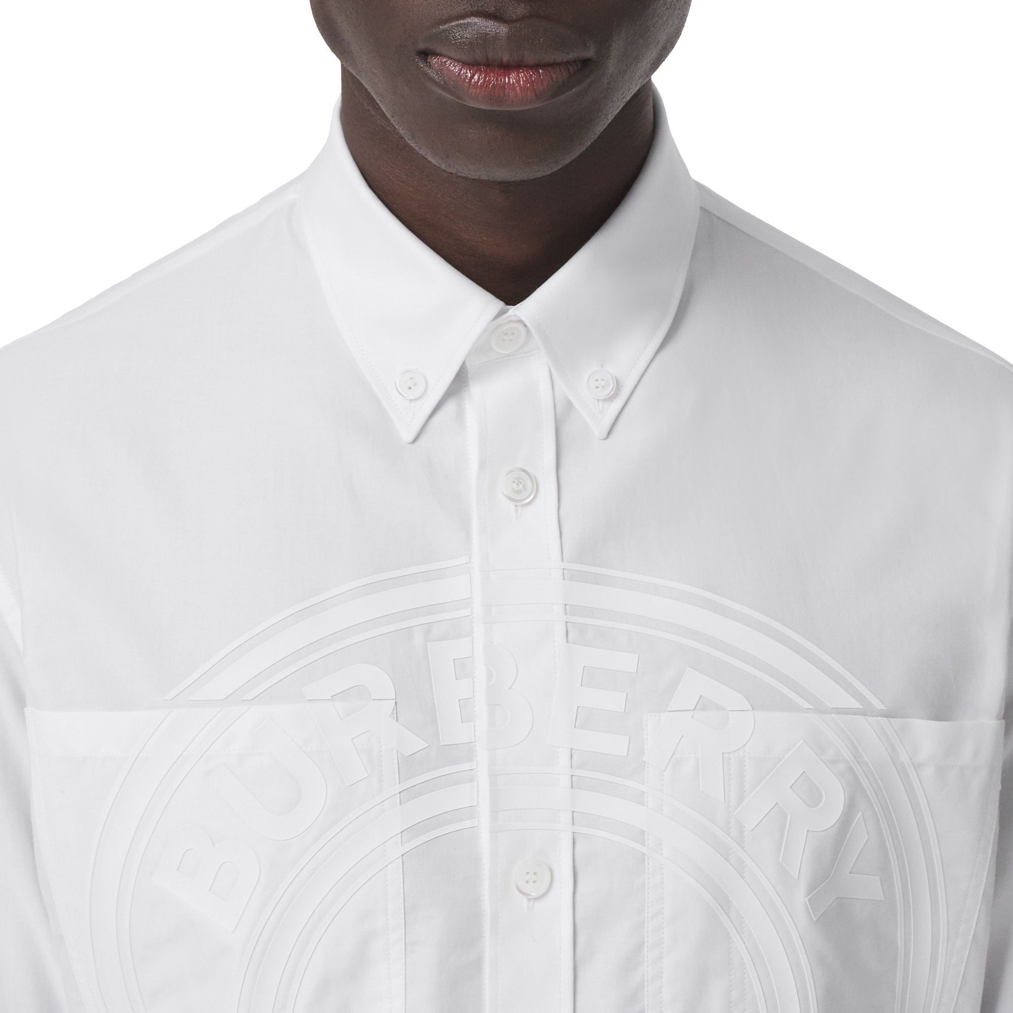 Chemise oversize en satin de coton à logo - White