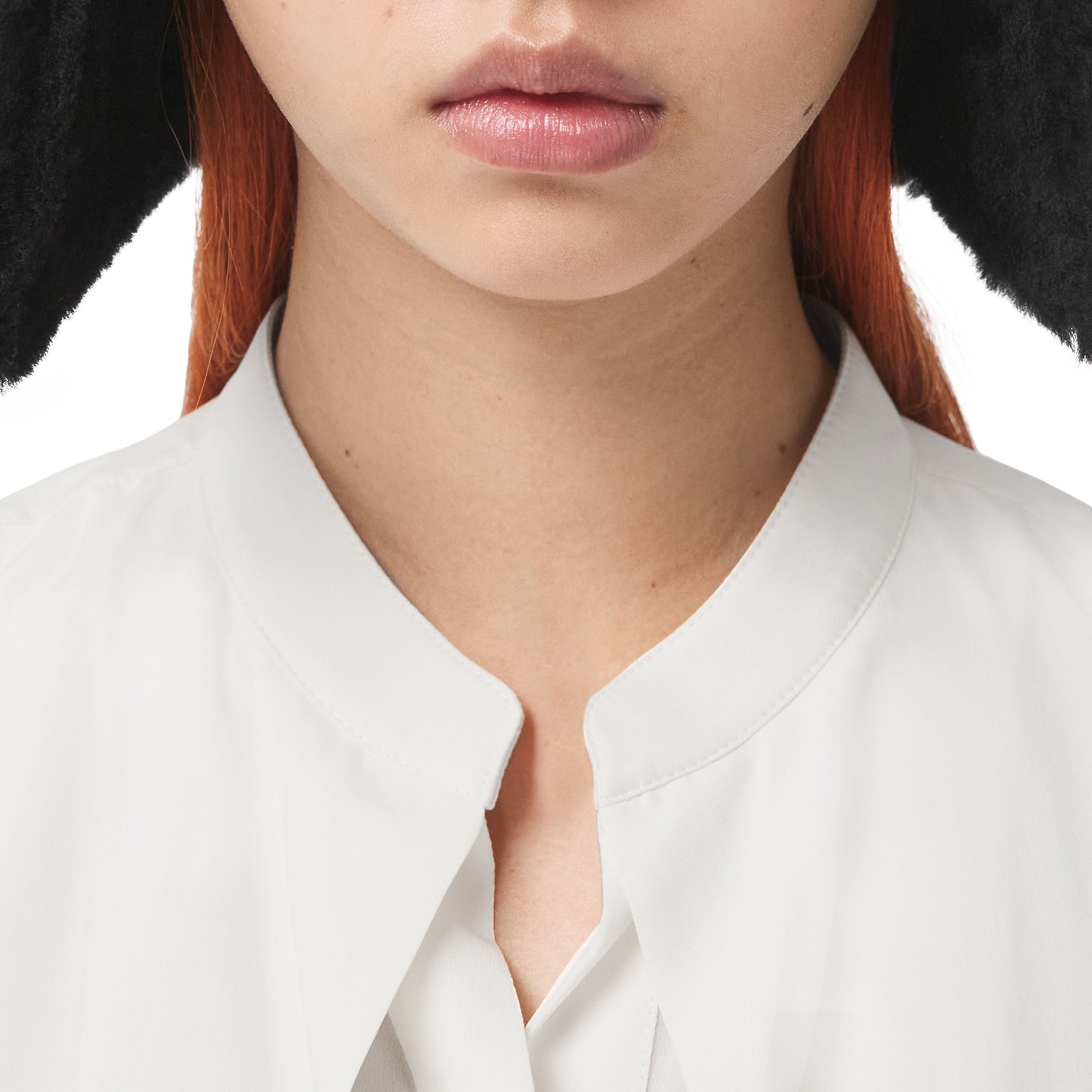 Chemise sans manches en crêpe de soie de Chine avec logo - Neutral White