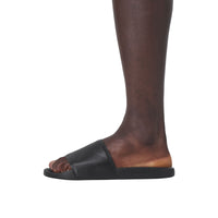 Mules plates en cuir perforé - Black