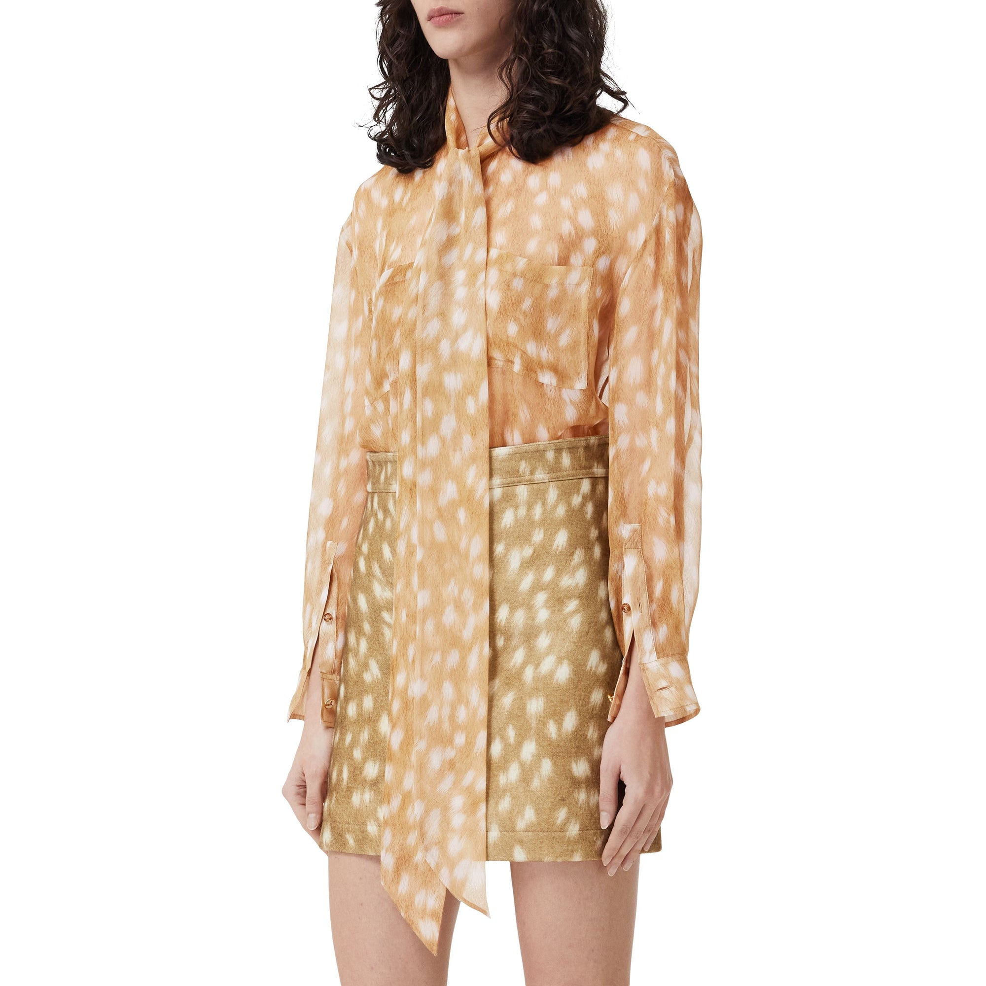 Chemisier à col lavallière en soie à imprimé daim - Honey Beige