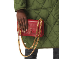 Mini sac TB en cuir embossé avec chaîne - Dark Carmine