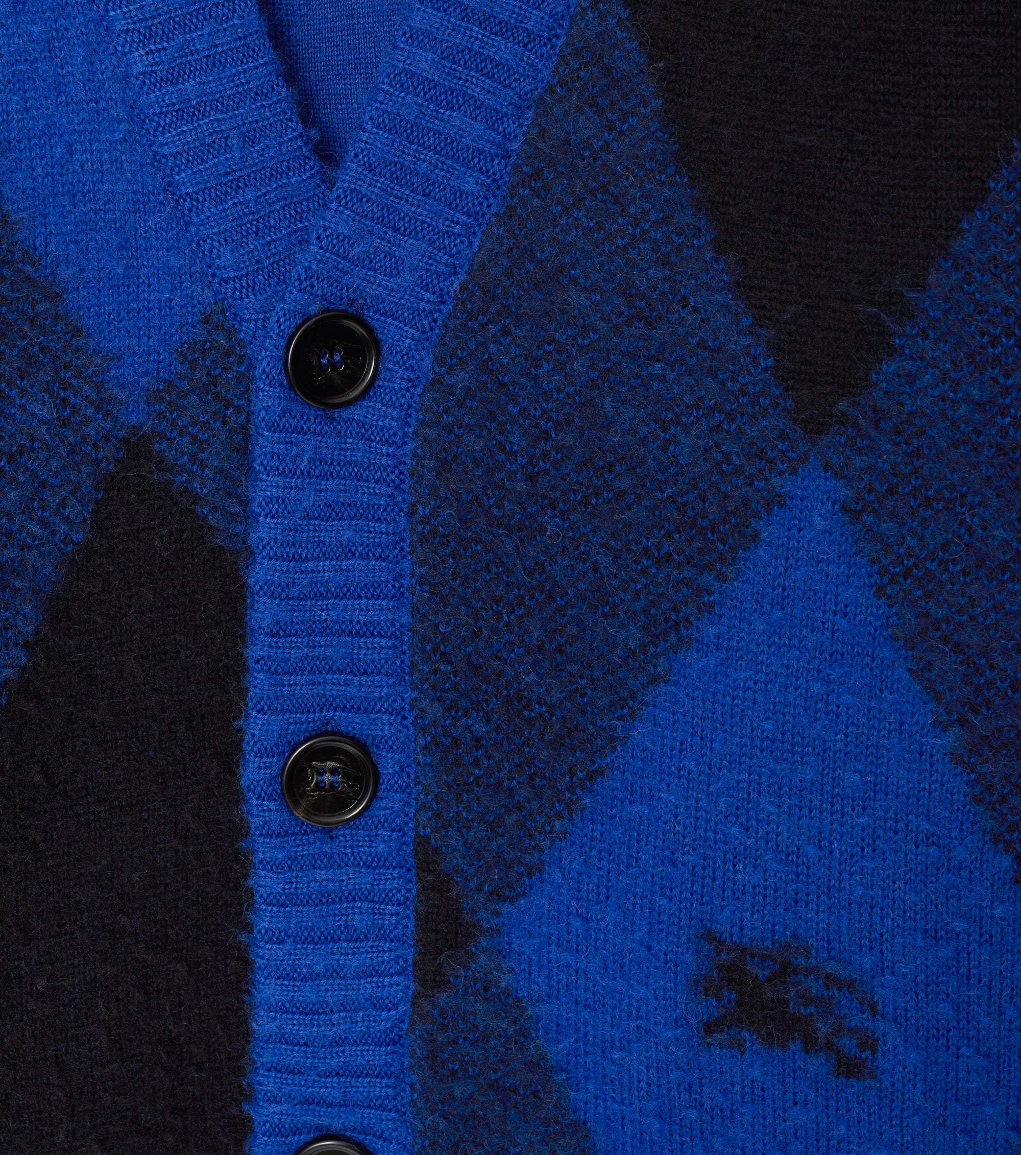 ZZNOSTOCK 0 - Knight Pattern