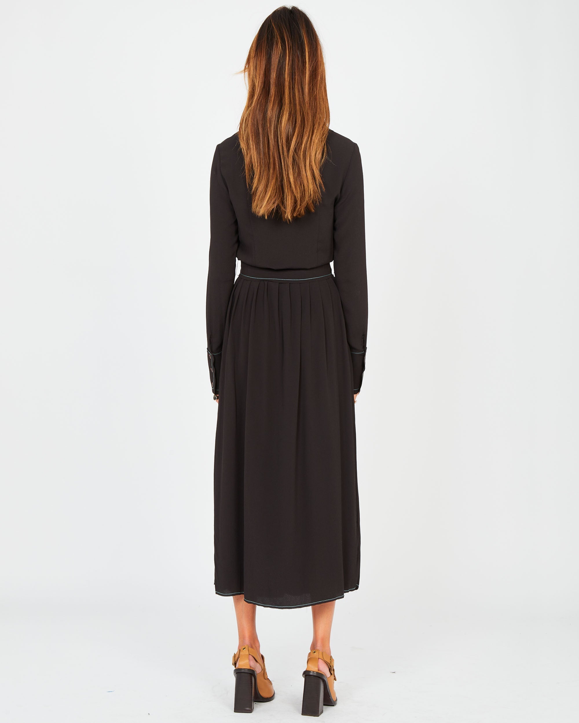 Robe chemise hanches plissées - Ébène