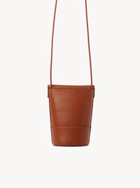 Portefeuille seau Sense en cuir brillant - Caramel