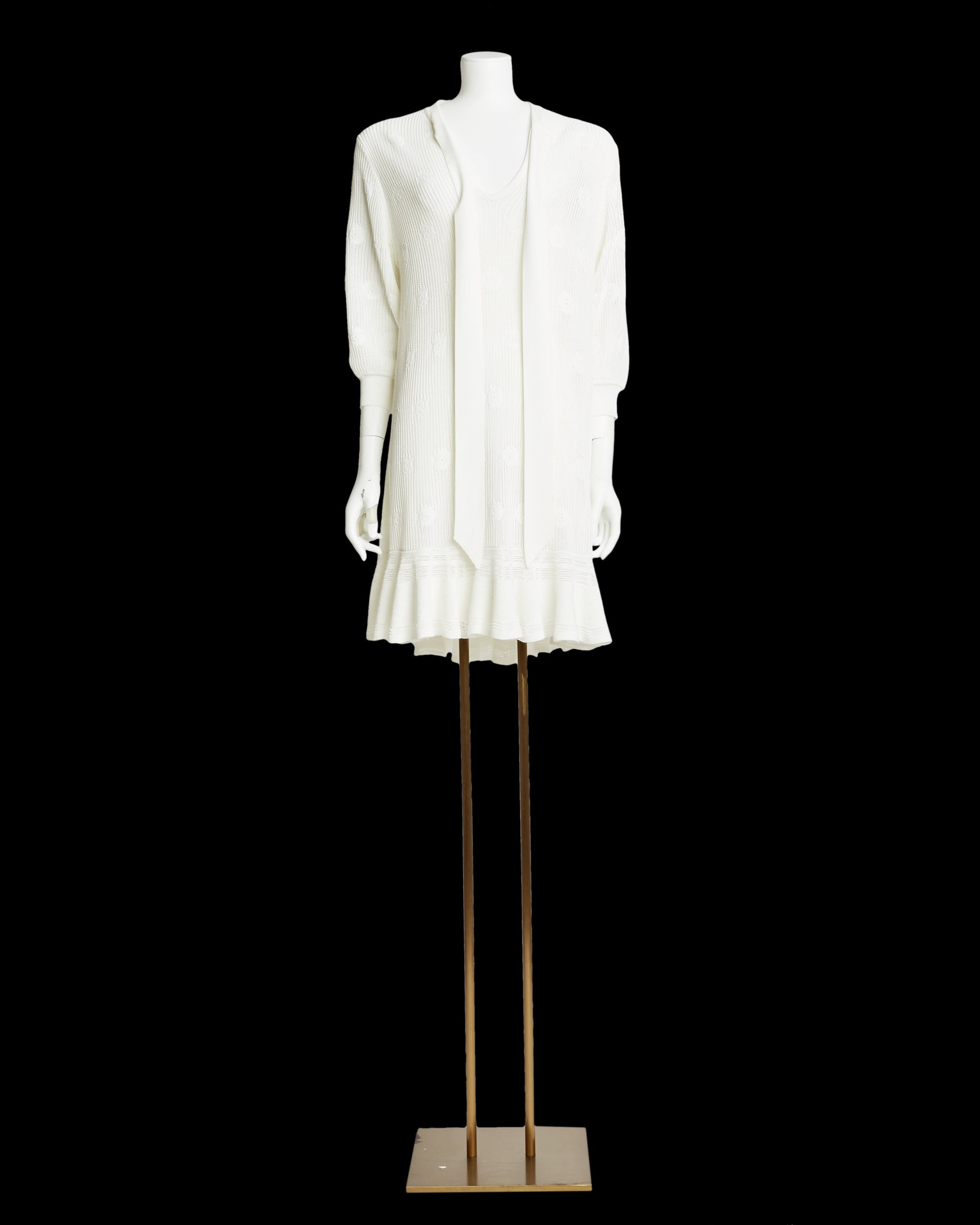 Robe mi-longue en maille ajouré - Eden White